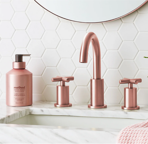 gel hand wash - vanilla + raspberry, 12 fl oz